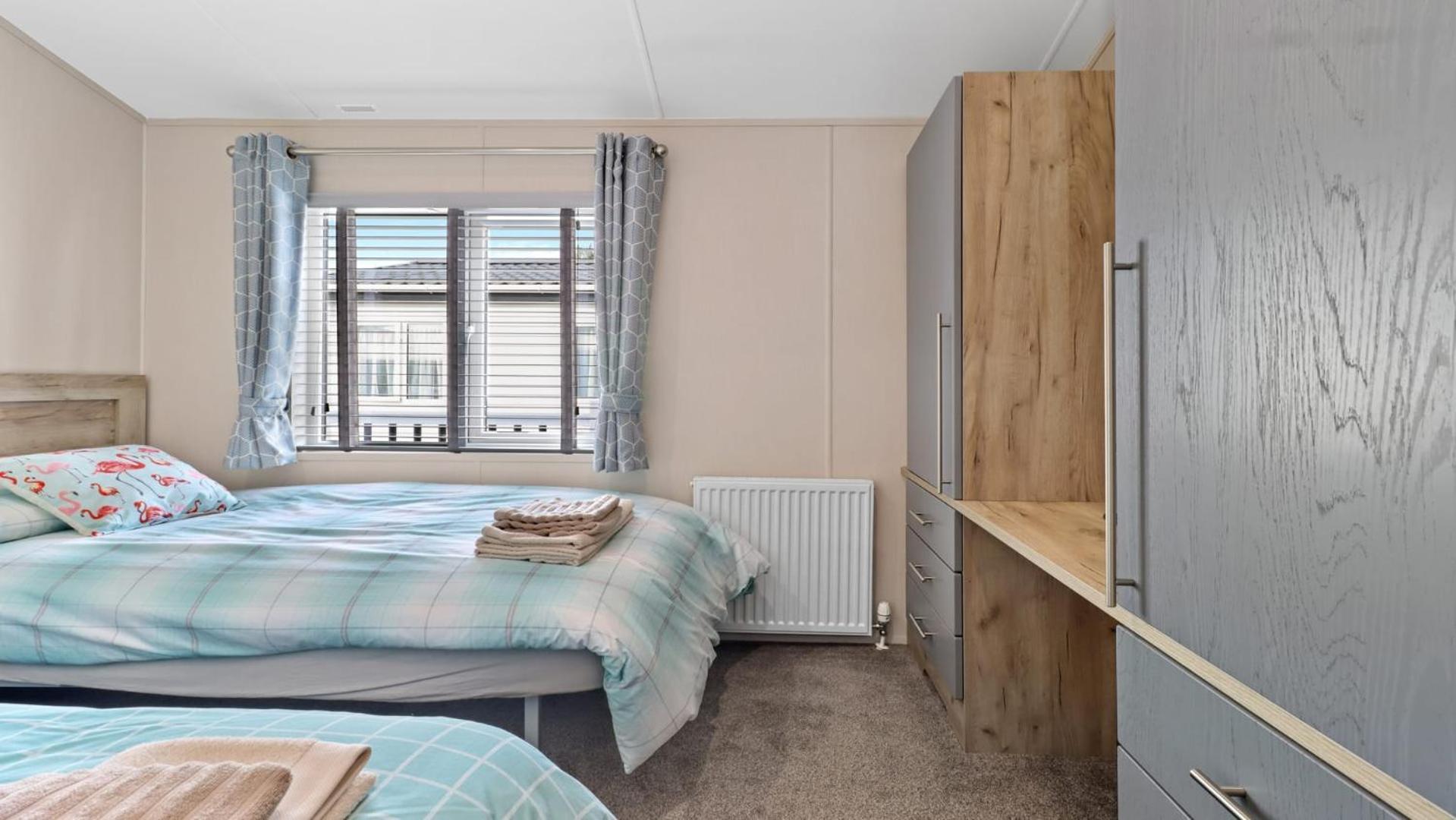 33 Beach Retreat Lodge Pevensey Bay Holiday Park ภายนอก รูปภาพ