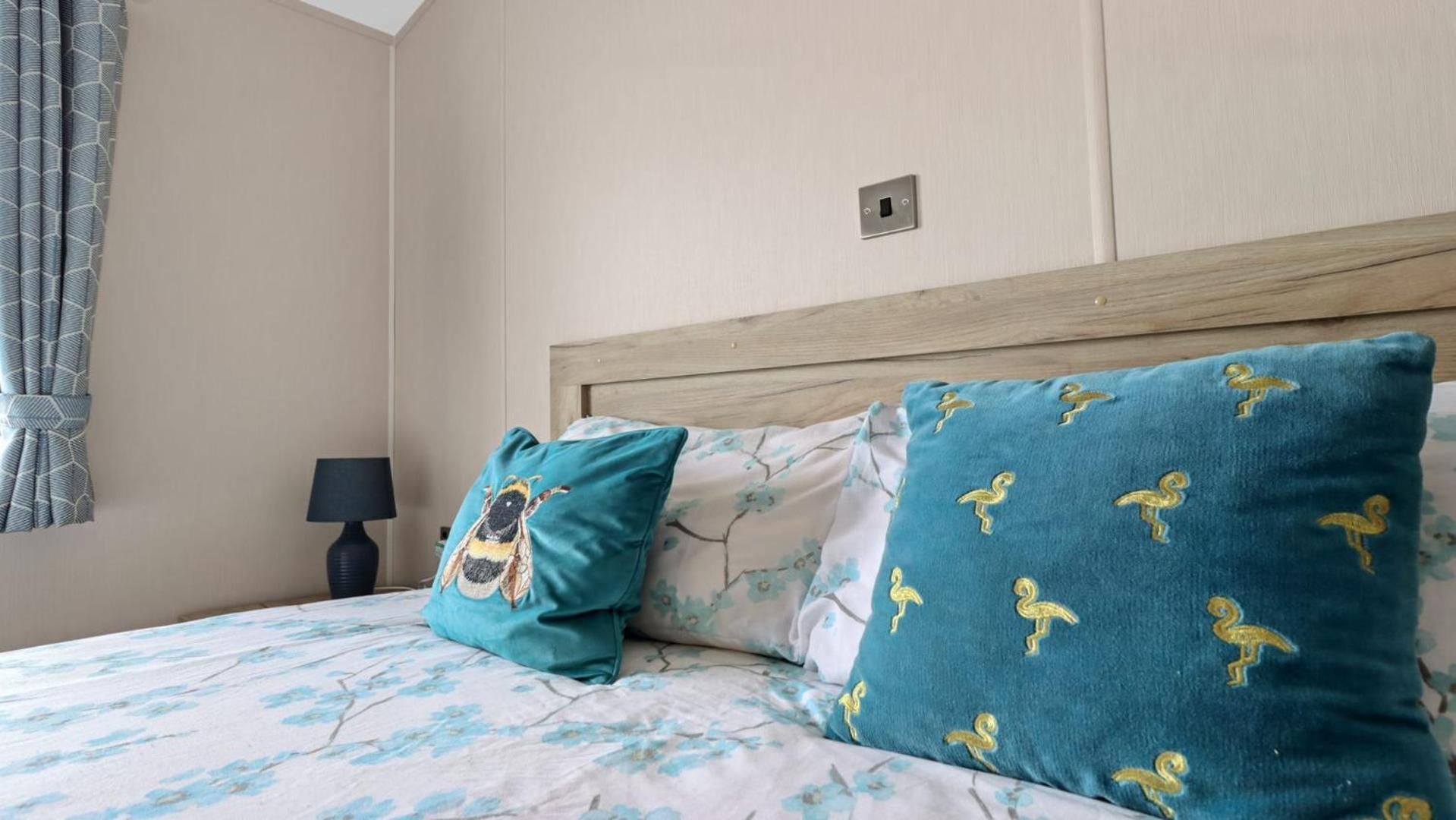 33 Beach Retreat Lodge Pevensey Bay Holiday Park ภายนอก รูปภาพ