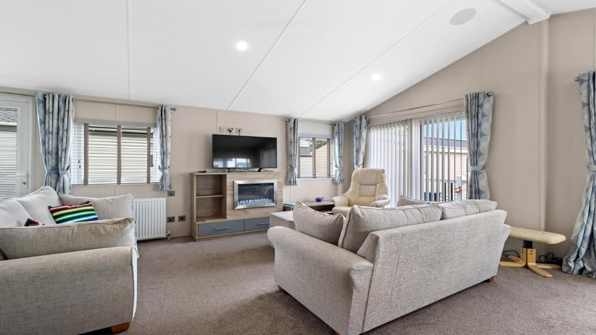 33 Beach Retreat Lodge Pevensey Bay Holiday Park ภายนอก รูปภาพ