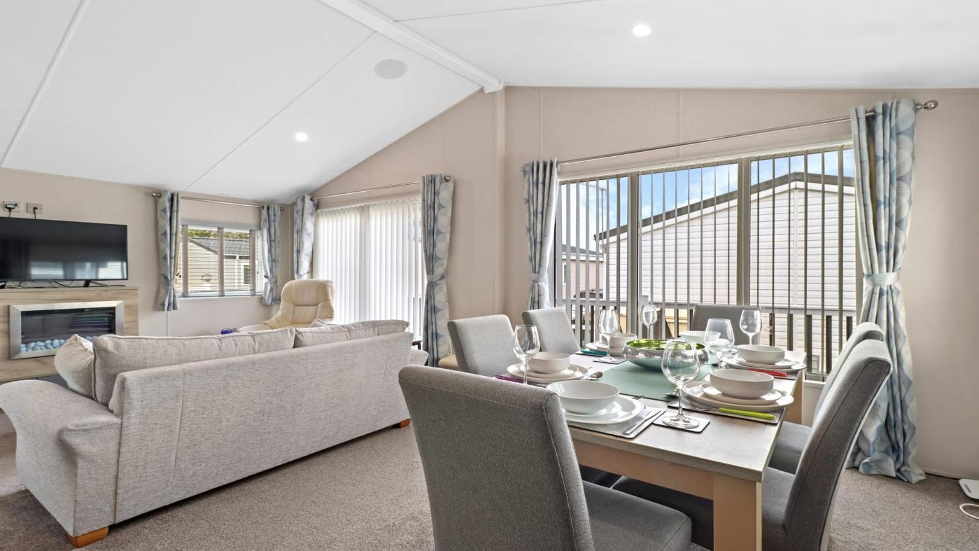 33 Beach Retreat Lodge Pevensey Bay Holiday Park ภายนอก รูปภาพ