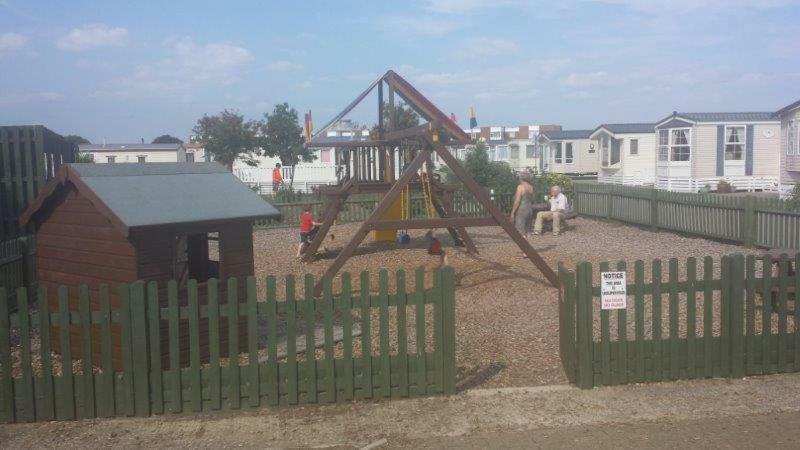 33 Beach Retreat Lodge Pevensey Bay Holiday Park ภายนอก รูปภาพ