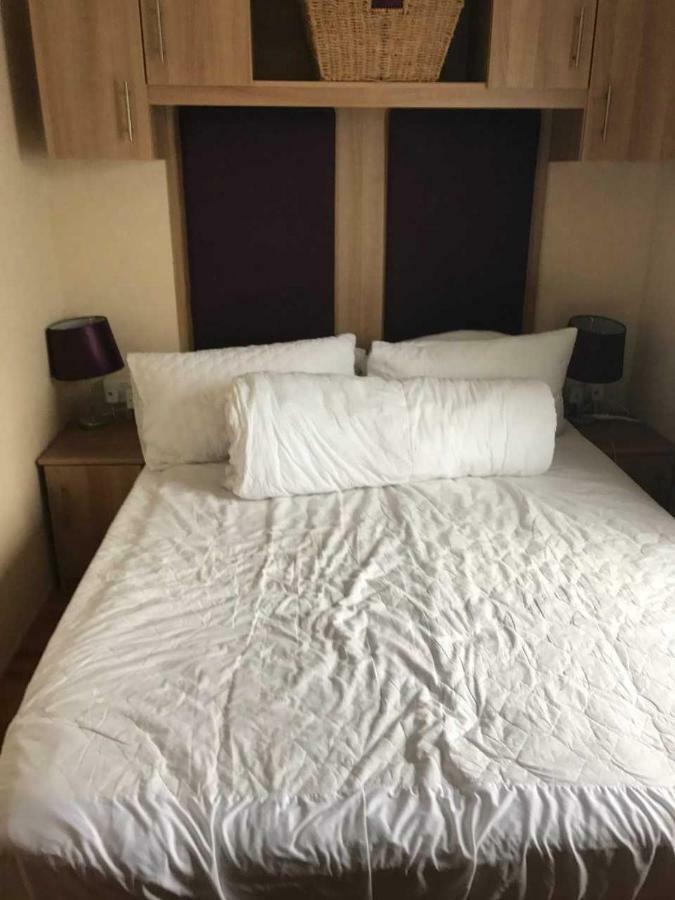 33 Beach Retreat Lodge Pevensey Bay Holiday Park ภายนอก รูปภาพ